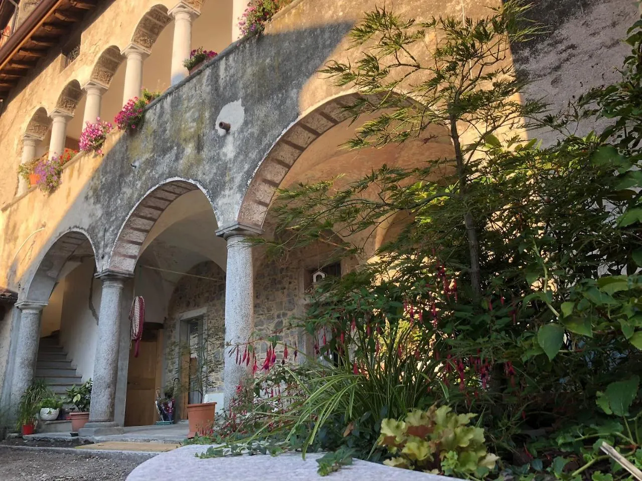 Apartamento Cá del Mecolo Lago di Como Castiglione dʼIntelvi