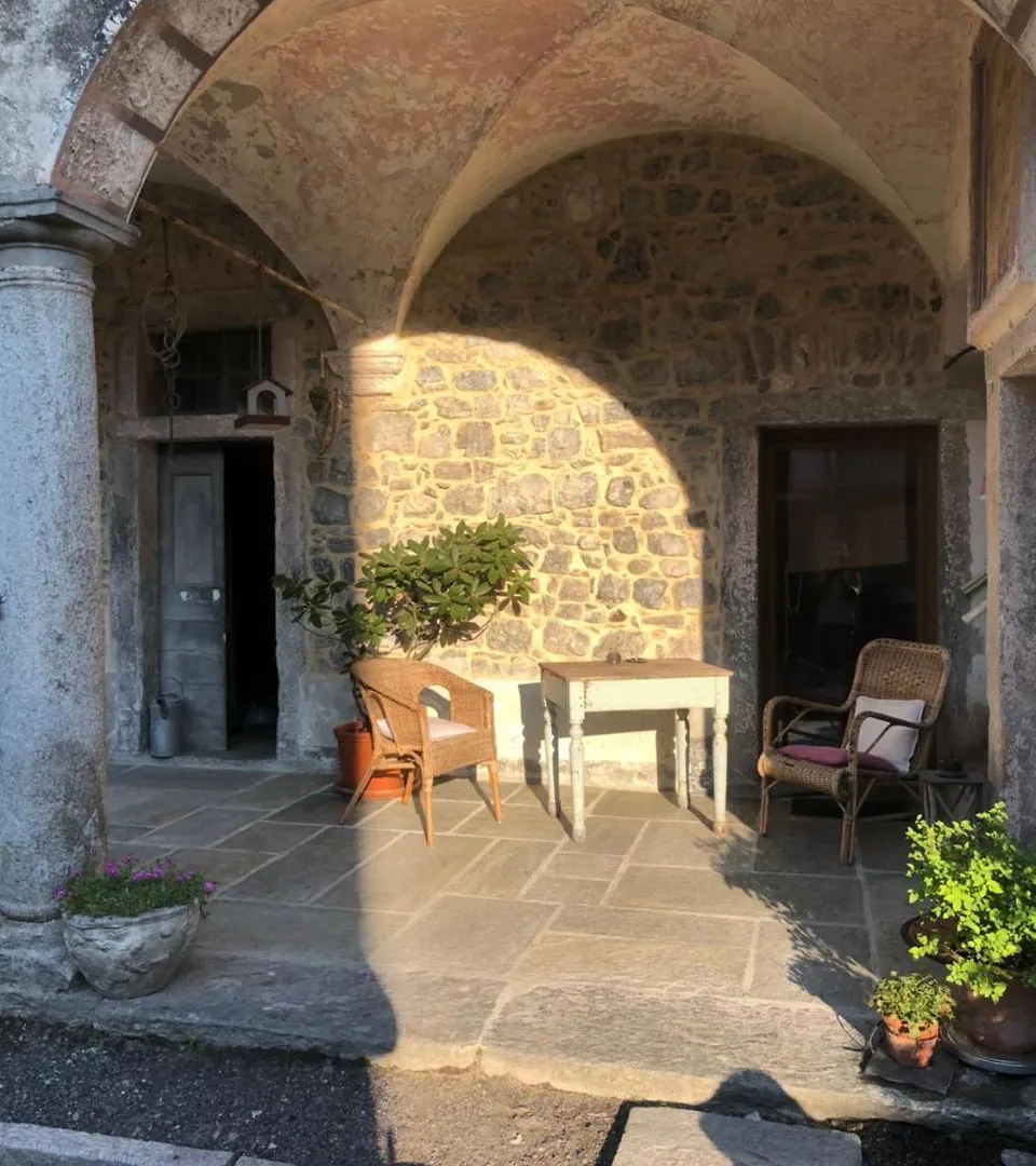 Castiglione dʼIntelvi Ca Del Mecolo Lago Di Como 0*, Castiglione dʼIntelvi